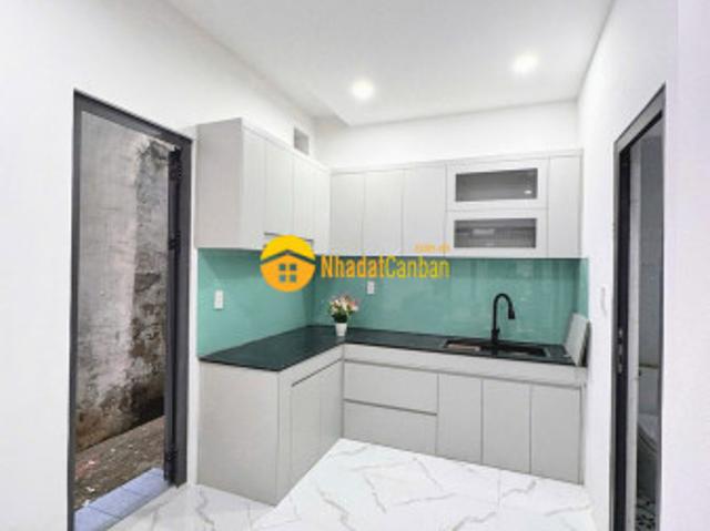 Nhà mặt phố bán