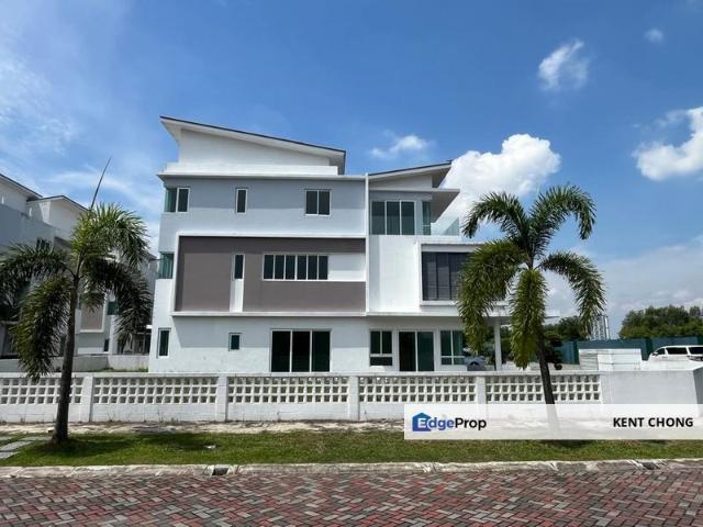 House for sale in Puchong, Majlis Bandaraya Subang Jaya