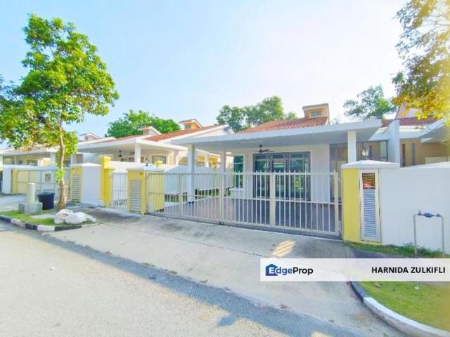 House for sale in Sendayan Village, Negeri Sembilan