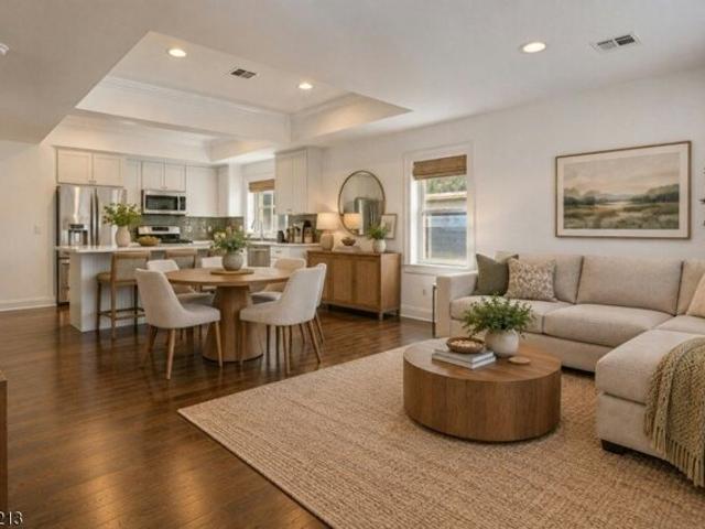Condo for sale in Millburn, New Jersey