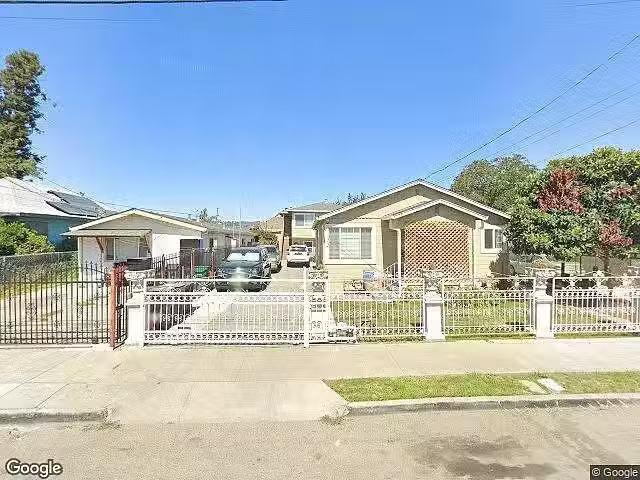 House for rent in Oakland
