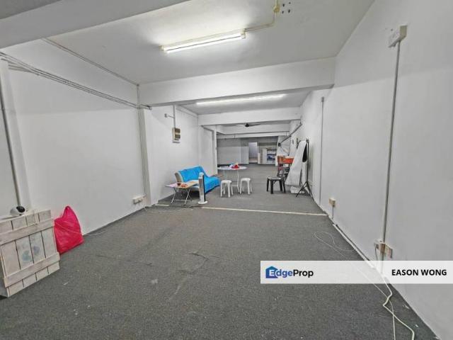 Shop for rent in Kajang, Langat