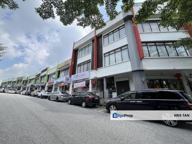 Shop for sale in Kajang, Langat