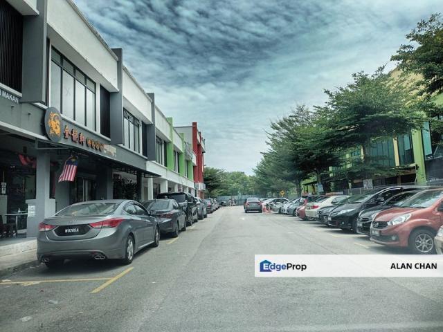 Shop for rent in Kajang, Langat