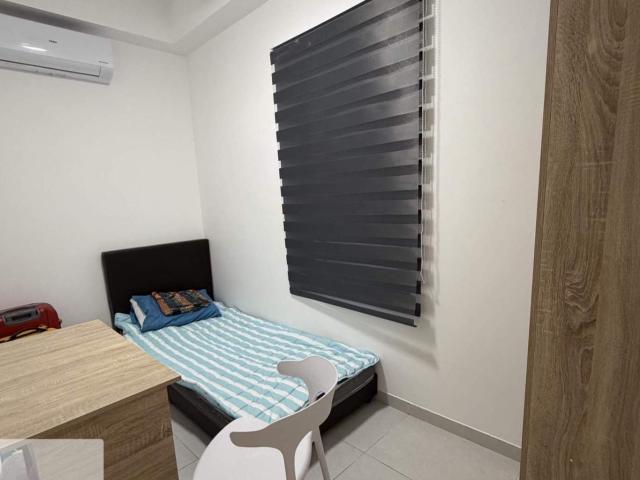 Room for rent in PJU 8, Petaling Jaya