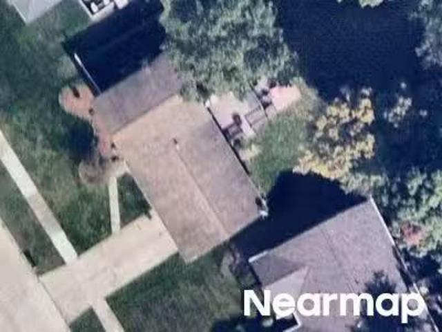House for sale in Macomb