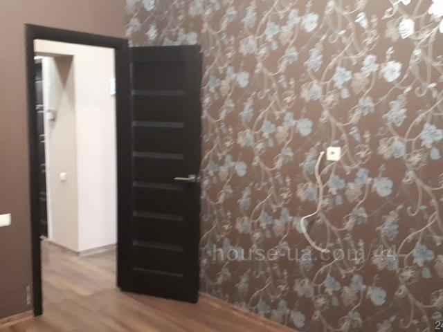 Квартира продажа в Великодолинском, Днепропетровской области