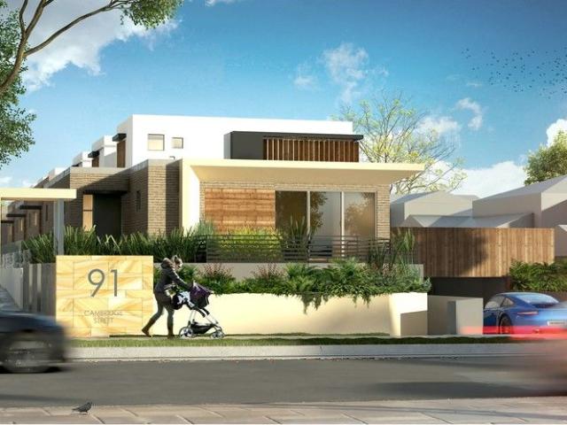 House for sale in Canley Heights