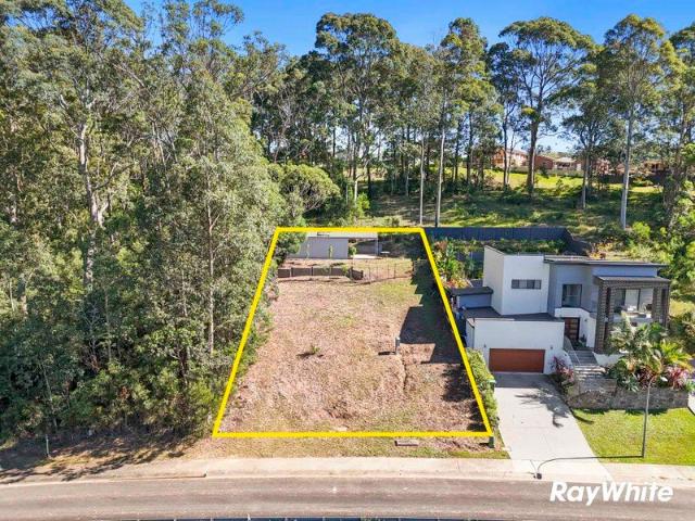 Land for sale in Catalina, New South Wales
