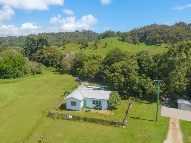 Cottage for sale in Piggabeen, New South Wales