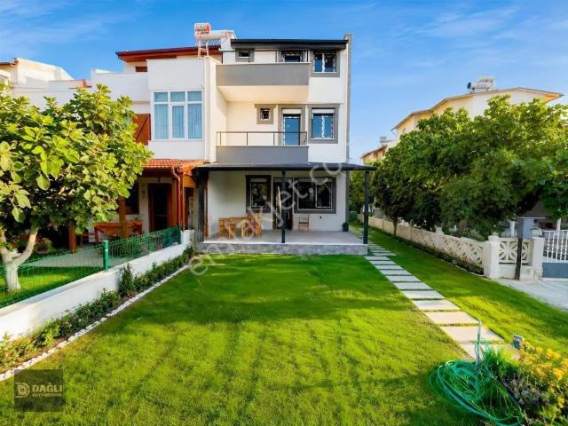 Ayvalik, Balikesir içerisinde satılık Villa