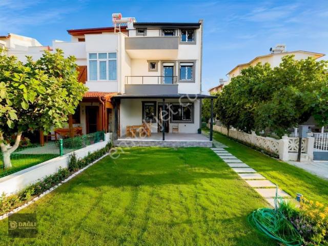 Ayvalik, Balikesir içerisinde satılık Villa