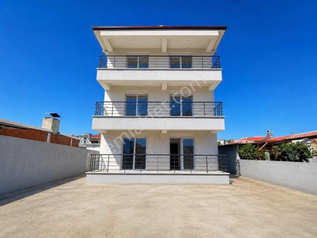 Ayvalik, Balikesir içerisinde satılık mülk