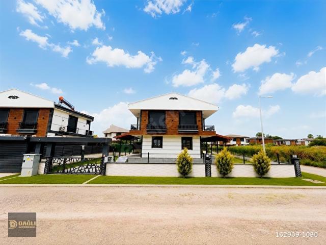 Ayvalik, Balikesir içerisinde satılık Villa