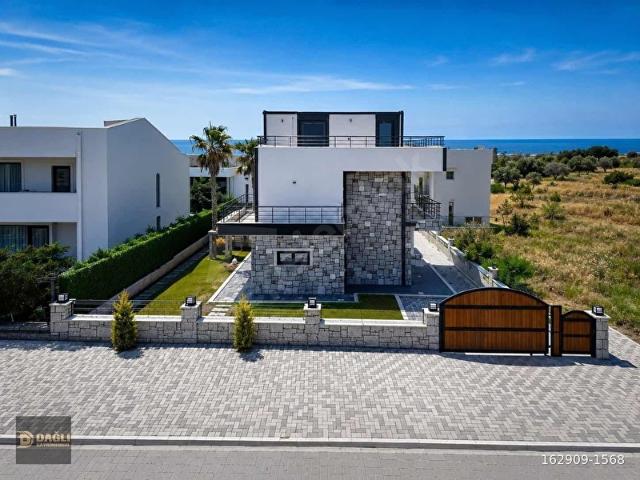 Ayvalik, Balikesir içerisinde satılık Villa