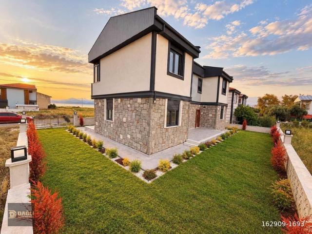 Altınova Mahallesi, Ayvalık içerisinde satılık Villa