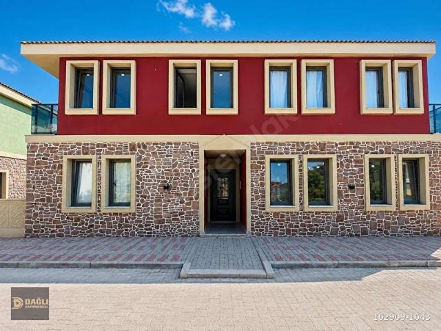 Ayvalik, Balikesir içerisinde satılık mülk