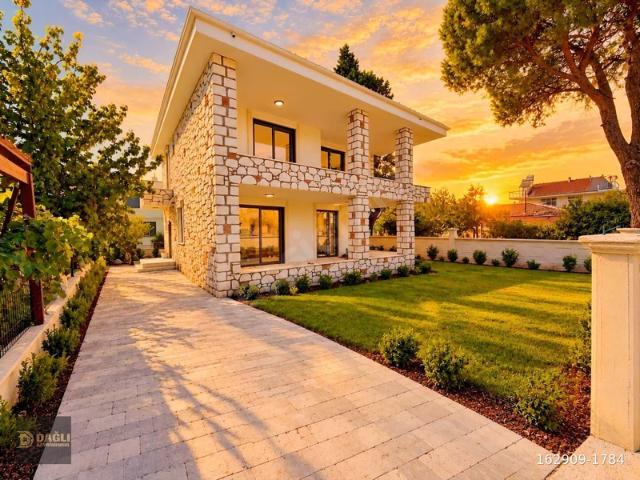 Altınova Mahallesi, Ayvalık içerisinde satılık Villa