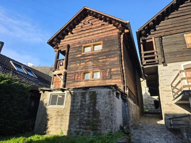 Haus kaufen in Acquarossa, Tessin
