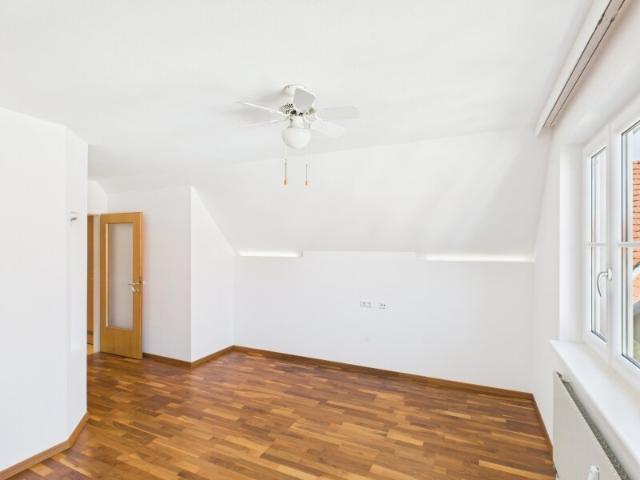 Dachgeschosswohnung kaufen in Wien