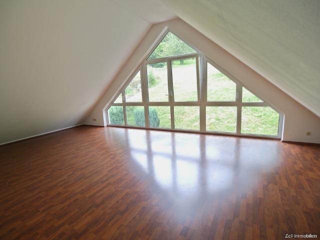 Dachgeschosswohnung mieten in Aulhausen, Rheingau-Taunus-Kreis