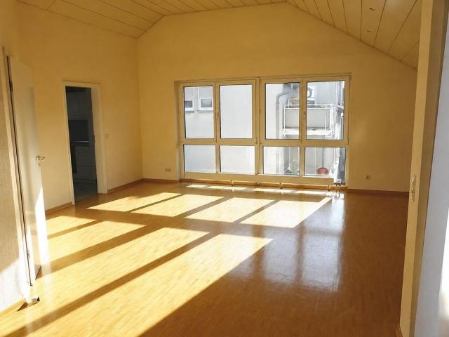 Wohnung kaufen in West, Frankfurt am Main