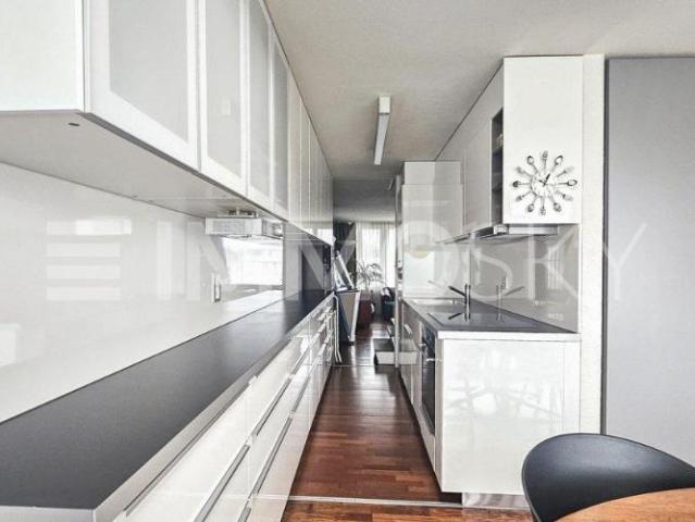 Wohnung kaufen in Wangen (ZH), Zürich