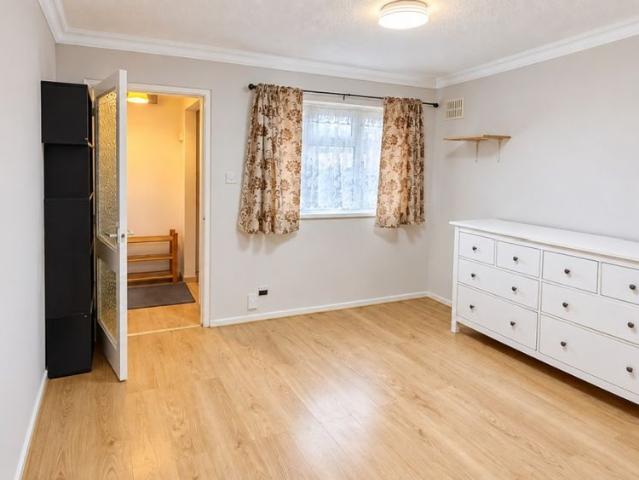 Apartment for rent in London Borough of Ealing, Greater London