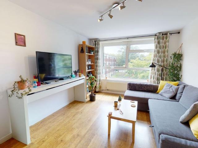 Apartment for rent in London Borough of Lewisham, Blackheath