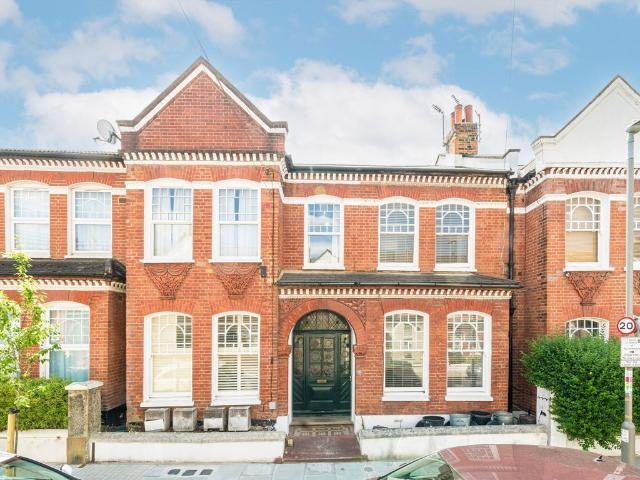 House for rent in Furzedown, Greater London