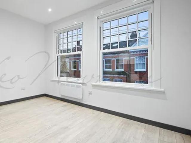 House for rent in Furzedown, Greater London