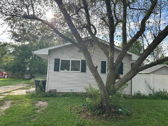 House for sale in Napoleon, Henry County