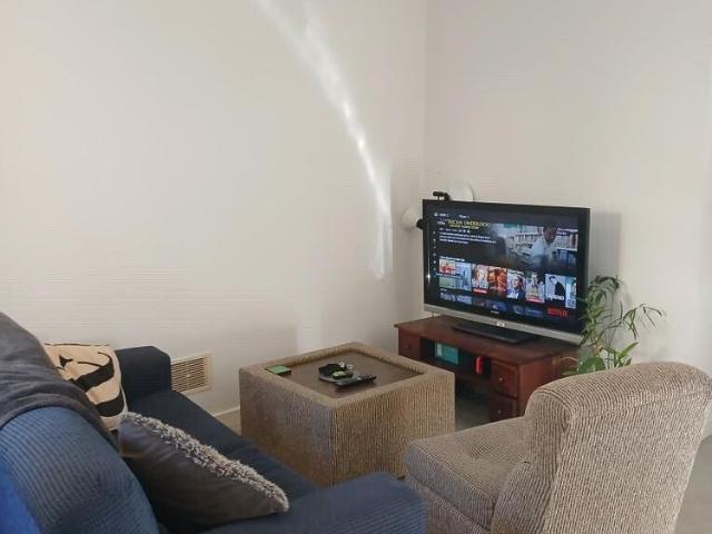 Room for rent in Daglish, Western Australia