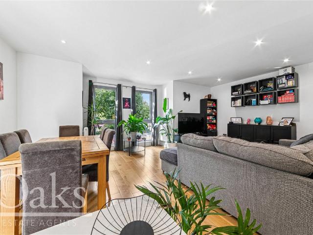 Apartment for rent in London Borough of Croydon, Greater London