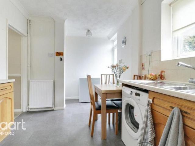 House for rent in London Borough of Havering, Greater London
