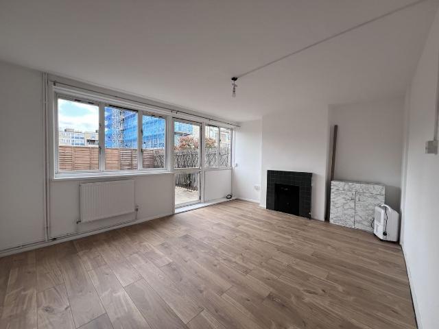 House for rent in London Borough of Tower Hamlets, Greater London