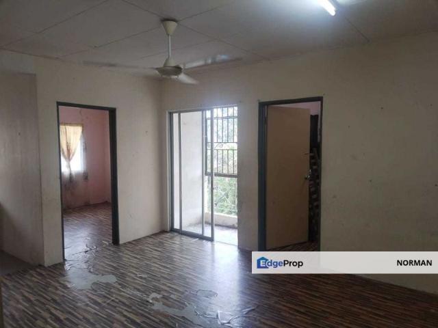 Flat for sale in Sendayan Village, Negeri Sembilan