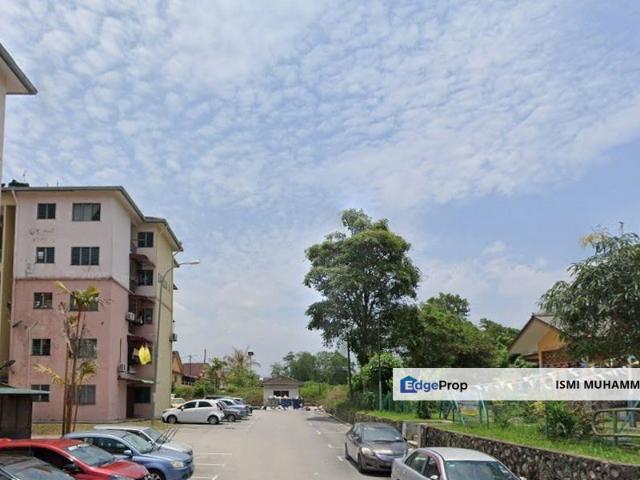 Flat for sale in Sendayan Village, Negeri Sembilan