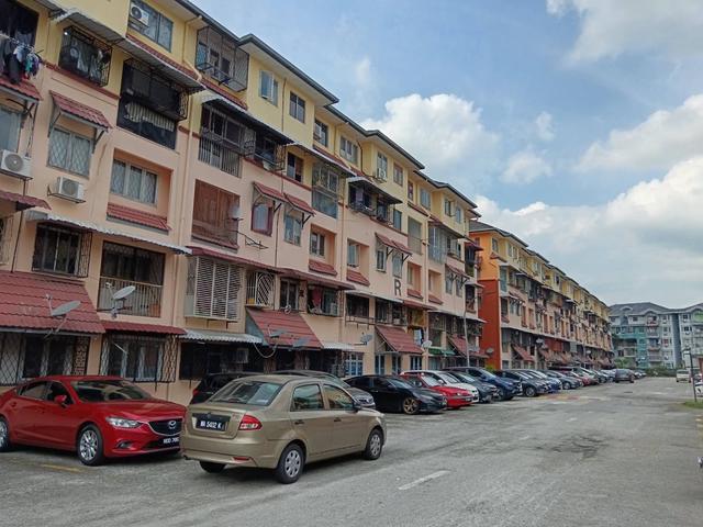 Apartment for sale in Country Heights Damansara, Kuala Lumpur