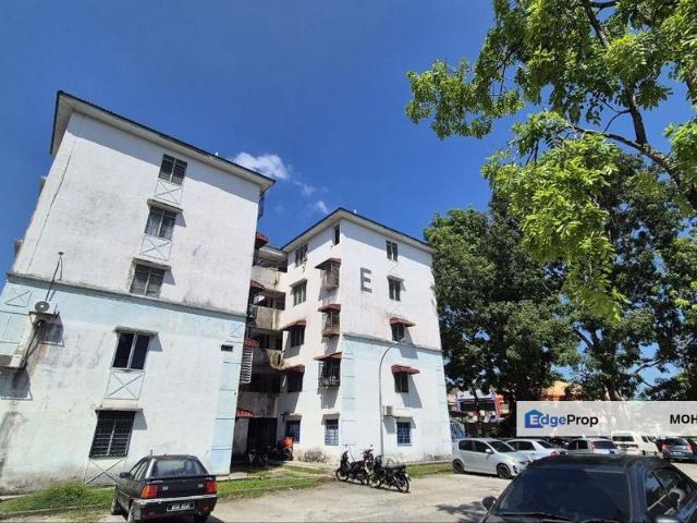 Flat for sale in Tanjong Sepat, Selangor
