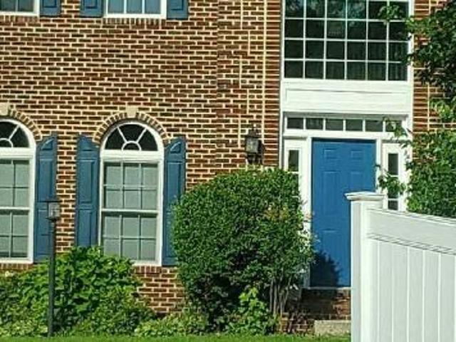 House for sale in Bowie