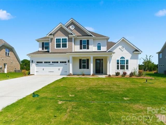 House for sale in Harrisburg, North Carolina