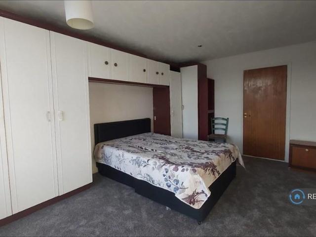 House for rent in London Borough of Merton, Greater London