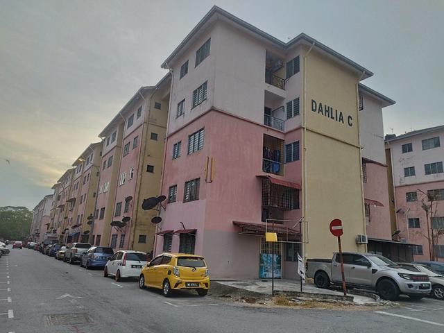 Apartment for sale in Sendayan Village, Negeri Sembilan