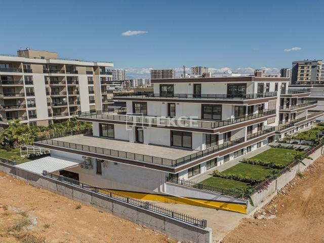 Aksu, Antalya içerisinde satılık mülk