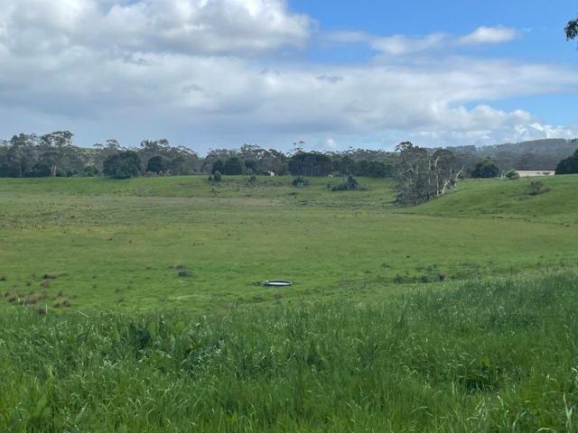 Cottage for sale in Kennedys Creek, Victoria
