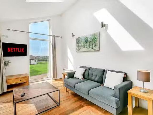 Apartment for rent in Budlake, Devon