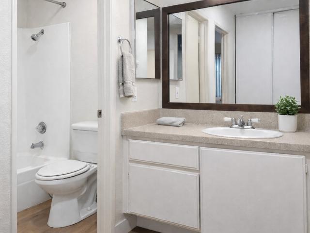 Apartment for rent in Garden Grove, California