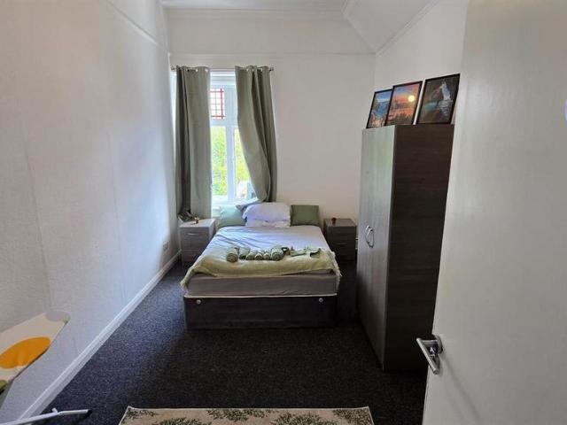 House for rent in Georgia, Greater Manchester