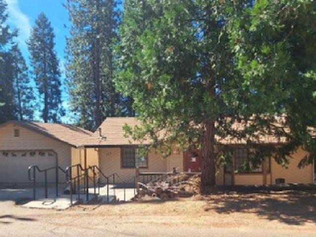 House for sale in Sierra Springs, Pollock Pines